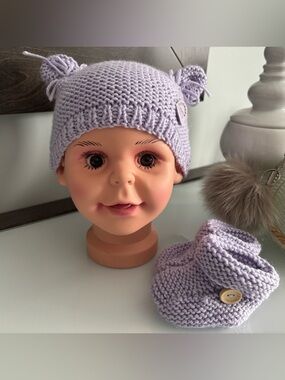 Knitted Baby Hat & Booties Set - Lavender